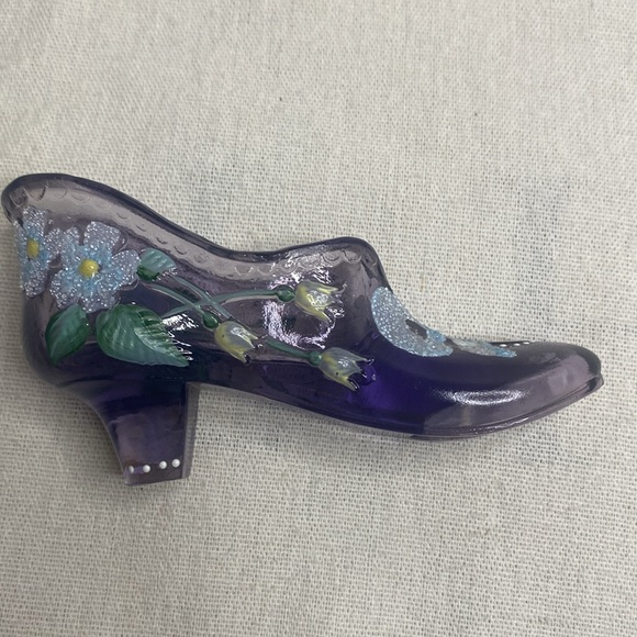 Fenton 1995 Purple Glass Slipper Shoe Handpainted And Signed By Artist - Picture 4 of 6